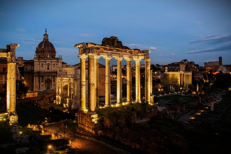 Rome: Ancient Rome Night Tour - Why ancient Rome works so well after dark