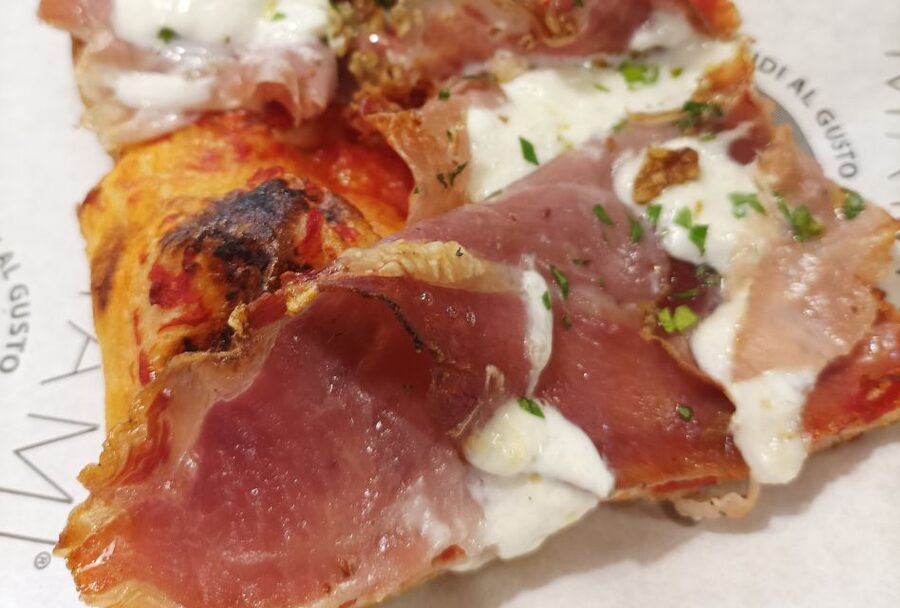 Rome: Aperitivo & Street Food Tour Delights - Street Food Along Via dei Coronari