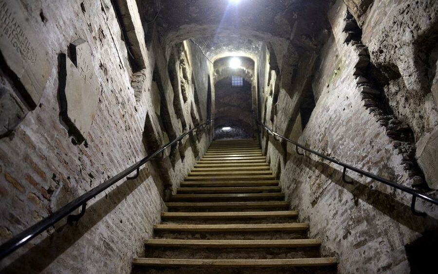 Rome: Appian Way and Catacombs VIP Tour with Hotel Pickup - Leaving Rome by private Mercedes or minivan