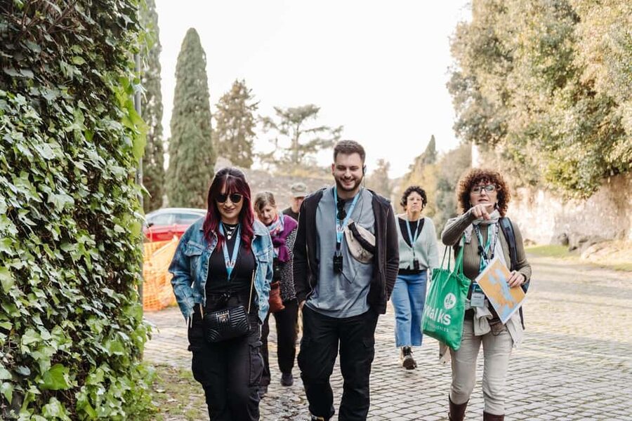 Rome: Appian Way, Aqueducts, and Catacombs Tour - Meeting at Piramide and leaving the city center