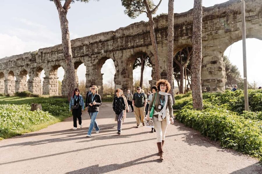 Rome: Appian Way, Aqueducts, and Catacombs Tour - Walking the Appian Way for 25 minutes