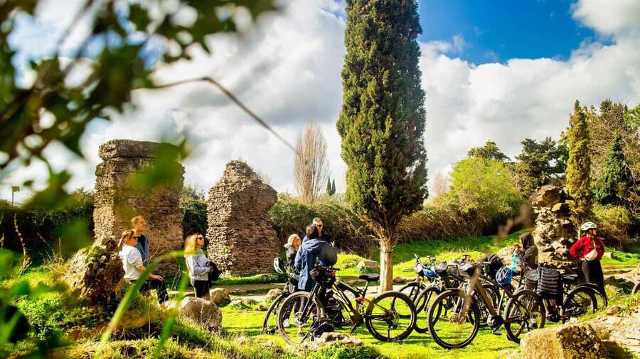 Rome: Appian Way Aqueducts Bike Tour (UPG Catacombs & Lunch) - Key points to know before you ride