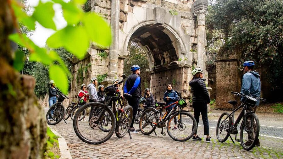 Rome: Appian Way Aqueducts Bike Tour (UPG Catacombs & Lunch) - Why the Appian Way makes such a fine bike tour