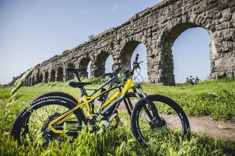 Rome: Appian Way Aqueducts Bike Tour (UPG Catacombs & Lunch) - Villa dei Quintili and the Appian Way monuments