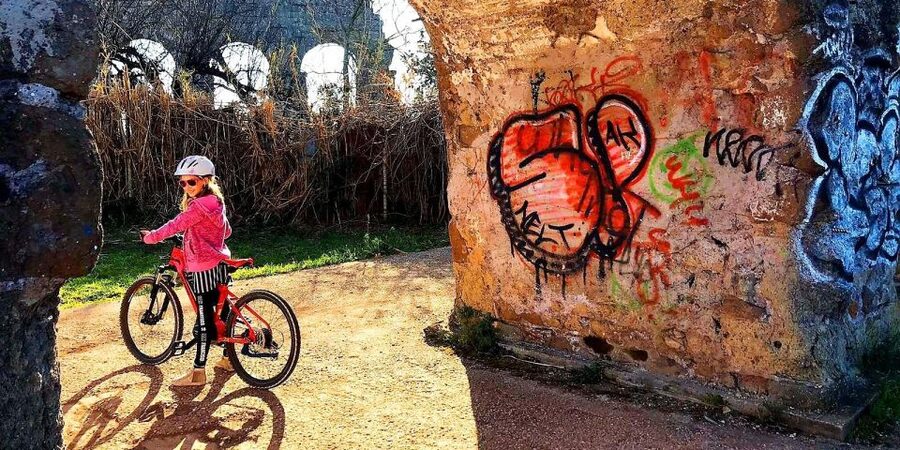 Rome: Appian Way & Catacomb Sunset E-bike Tour with Aperitif - St. Callixtus Catacombs: the one-hour underground visit