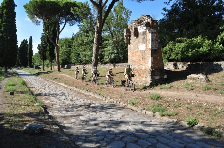 Rome: Appian Way, Catacombs, & Roman Aqueducts E-bike Tour - Caffarella Valley and the ride back