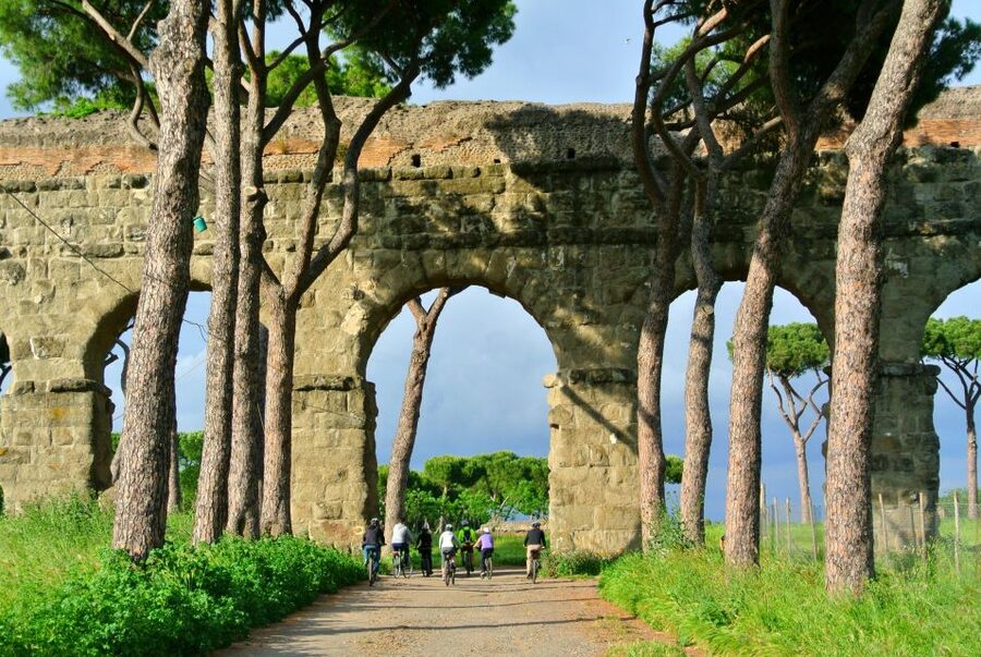 Rome: Appian Way, Catacombs & Roman Aqueducts Top EBike Tour - Returning through Caffarella Park