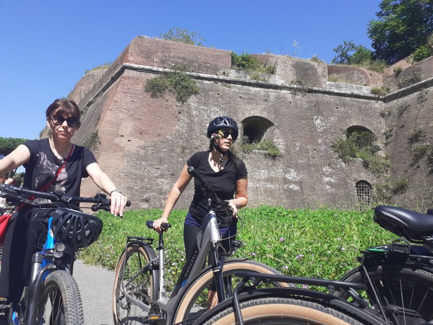 Rome: Appian Way E-Bike Tour Catacombs, Aqueducts & Picnic - The Aqueducts Park by e-bike