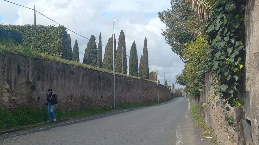 Rome: Appian Way Golf Cart Tour with Roman Catacombs Entry - Should you book it?