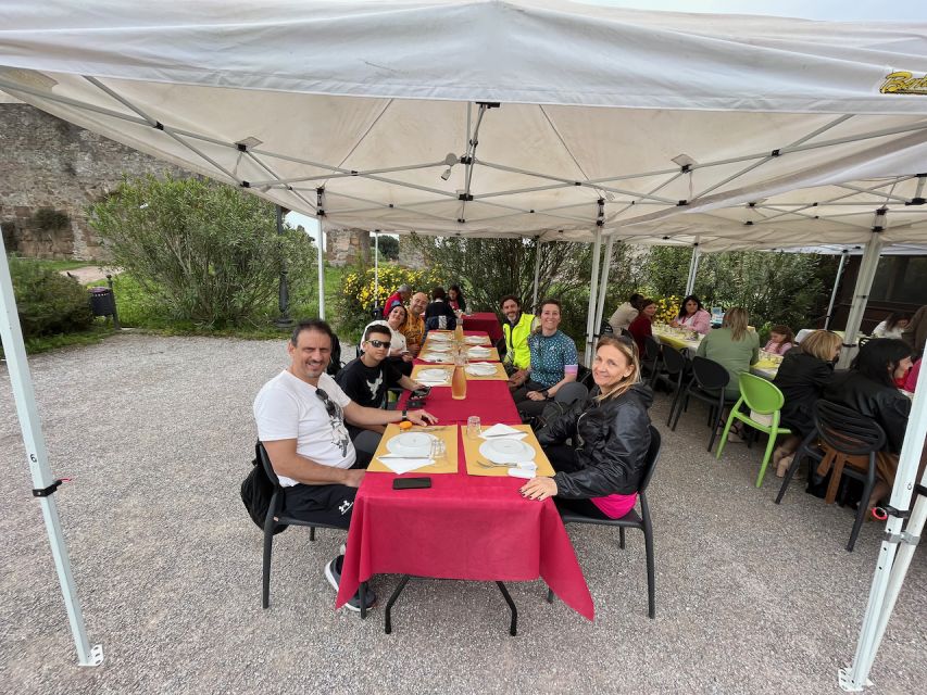 Rome: Appian Way Guided Tour on E-Bike with italian Aperitif - The Appian Archaeological Park and Villa dei Quintili