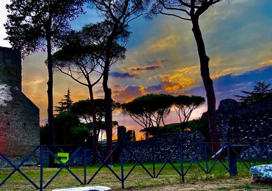 Rome: Appian Way Guided Tour on E-Bike with italian Aperitif - Aqueducts at Parco degli Acquedotti