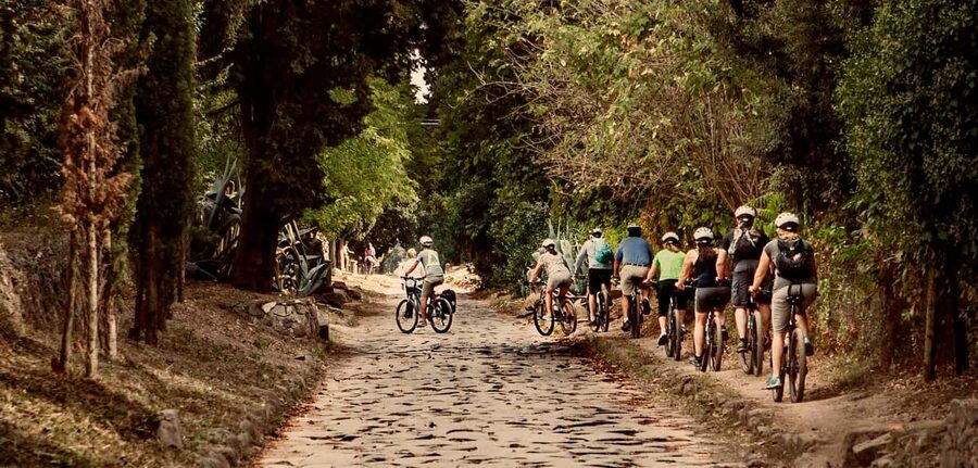 Rome: Appian Way & Roman Aqueducts Guided E-Bike Tour - Ancient walls, catacombs, and the road out of Rome