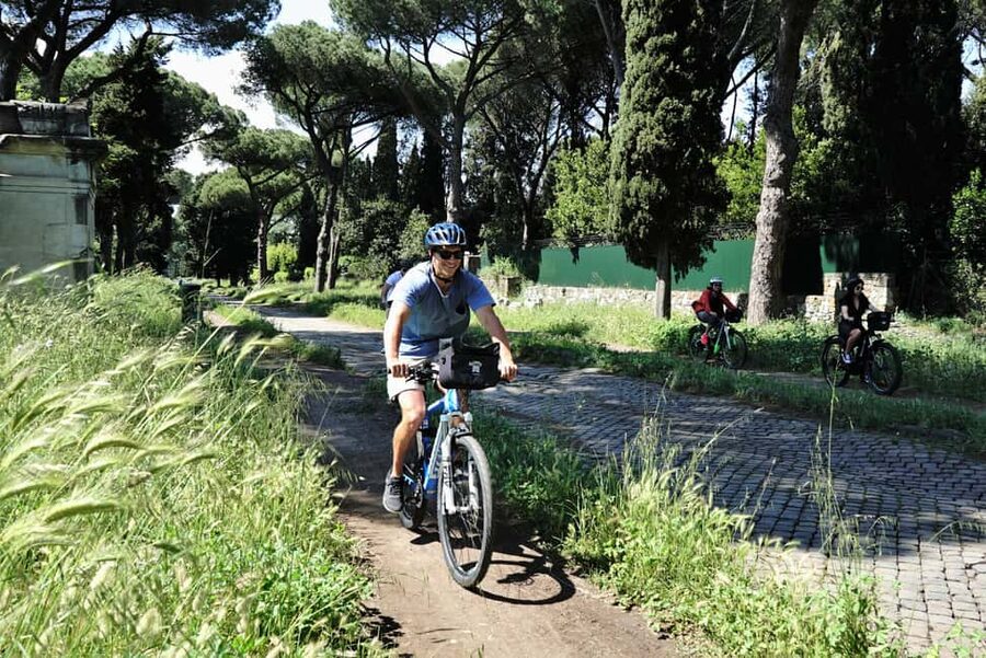 Rome: Appian Way & Roman Aqueducts Guided E-Bike Tour - Starting near the Colosseum on Via Labicana