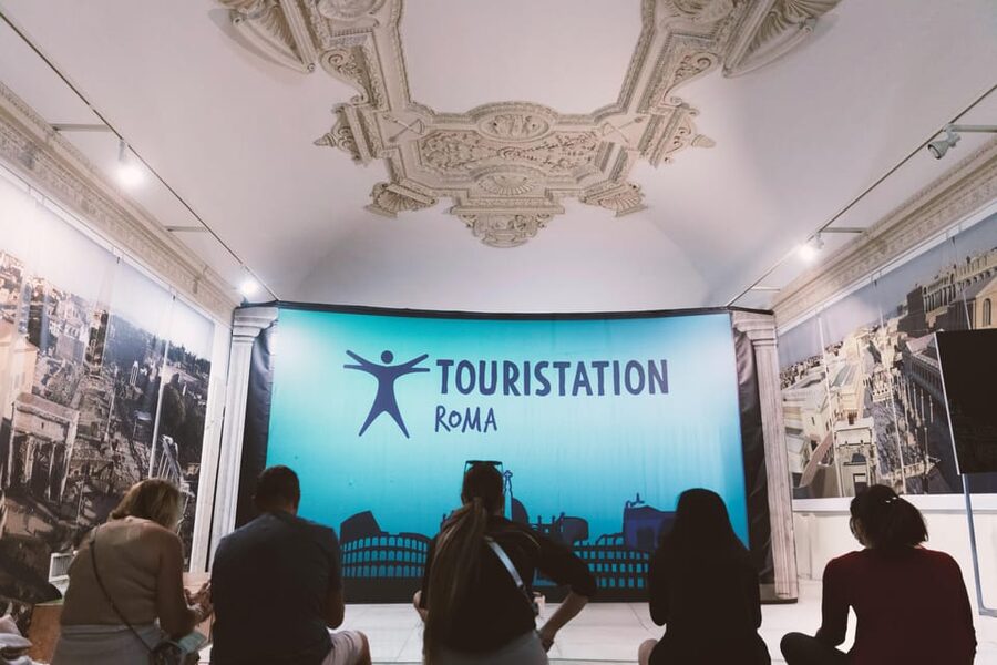 Rome: Arena of Colosseum, Roman Forum and Palatine Hill - Starting at Touristation Aracoeli near Piazza Venezia