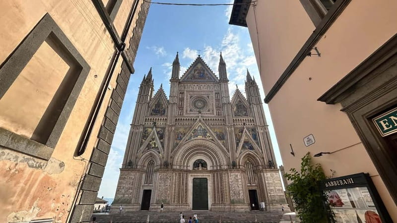 Rome: Assisi, Civita di Bagnoregio and Orvieto Day Tour - Physical effort and the pace of the day