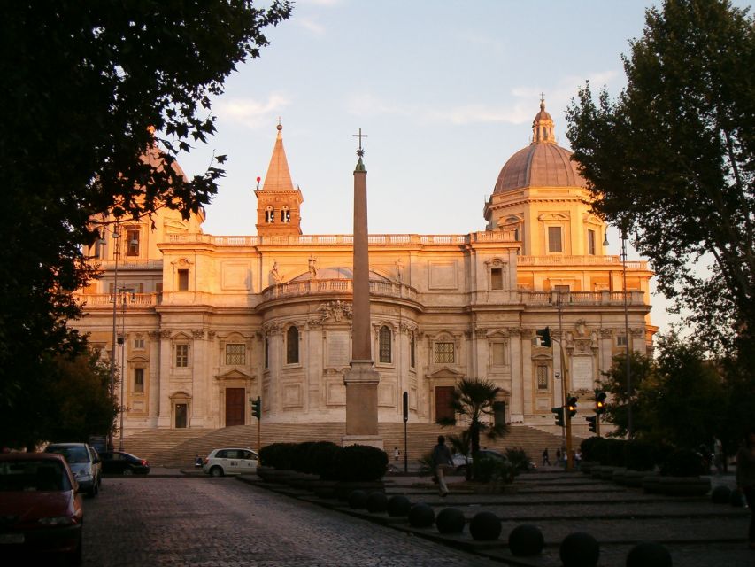 Rome at Sunset: Romantic Tour in an Electric Golf Cart - Central pickup and a private start