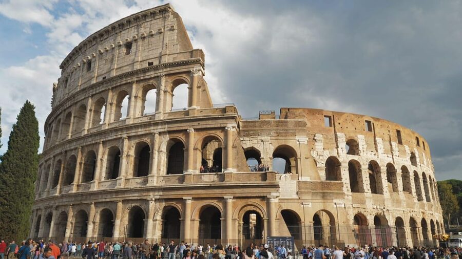 Rome: Audio guide of the Colosseum - Architecture, power, and the life of ancient Rome