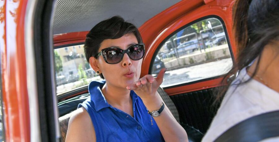 Rome: Aventine Hill Tour in Vintage Fiat 500 Convoy - Small streets, waves, and Roman stories