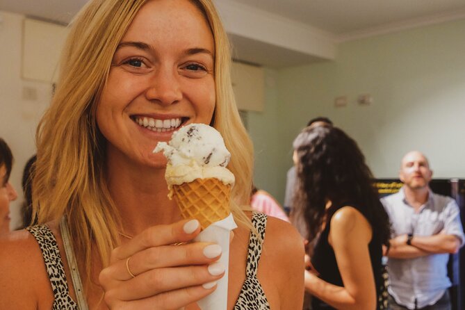 Rome: Award Winning Trastevere Group Food Tour with Wine - Fiordiluna: finish with gelato