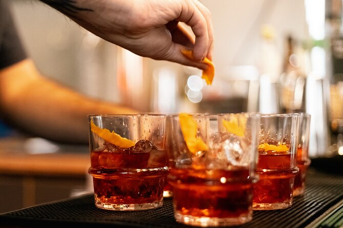 Rome Bar Crawl: Interactive Night Tour with Games and Karaoke - The Monument at Piazza Venezia