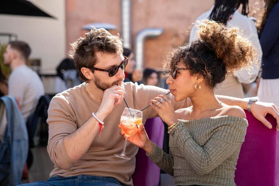 Rome: Bar Crawl with Local Guide & Drinks - What happens at the bars