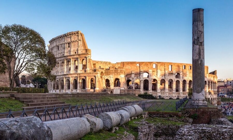 Rome: Best of Colosseum and Roman Forum Guided Tour - Should you book the Colosseum and Forum tour?