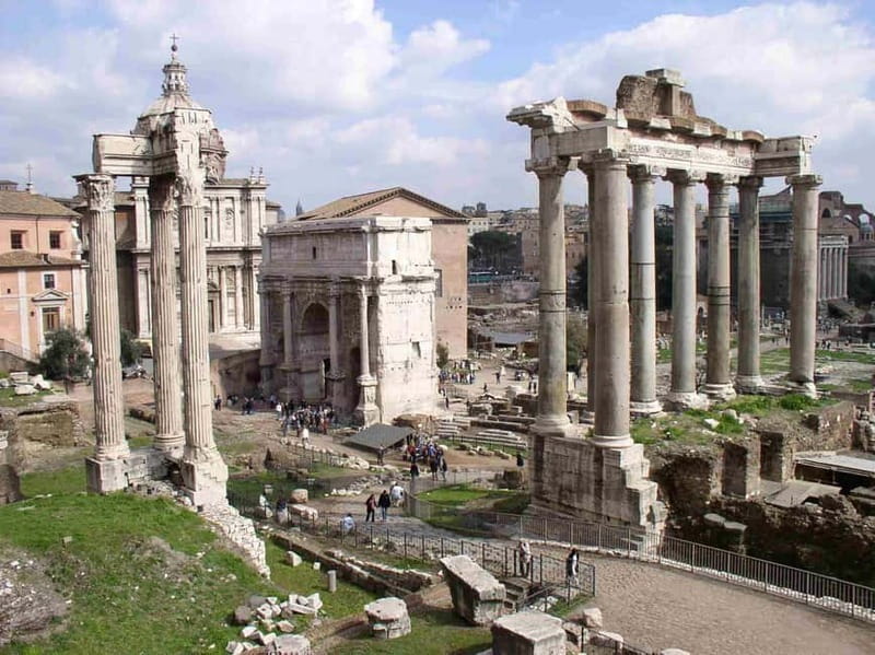 Rome Bike Rentals - Markets, piazzas, and the everyday city