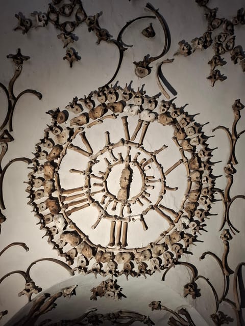 Rome: Bone Crypts Express - Tour in ENGLISH with tickets - Key points at a glance