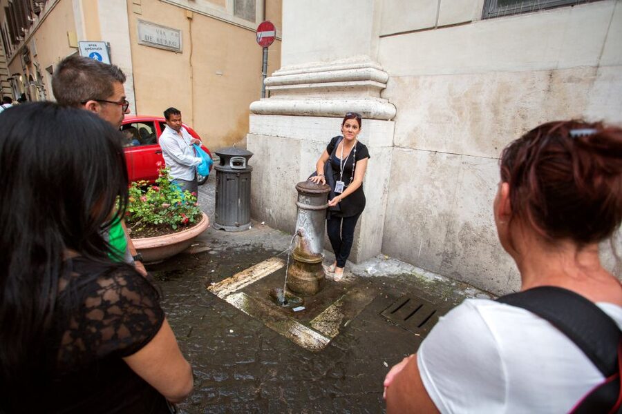 Rome by Night: 3-Hour Guided Walking Tour - Who should take this evening walk?