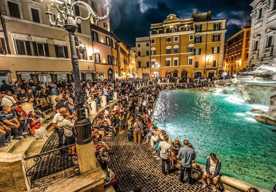 Rome by night in Mercedes Van 2 hour - Castel Sant’Angelo shows Rome’s changing face