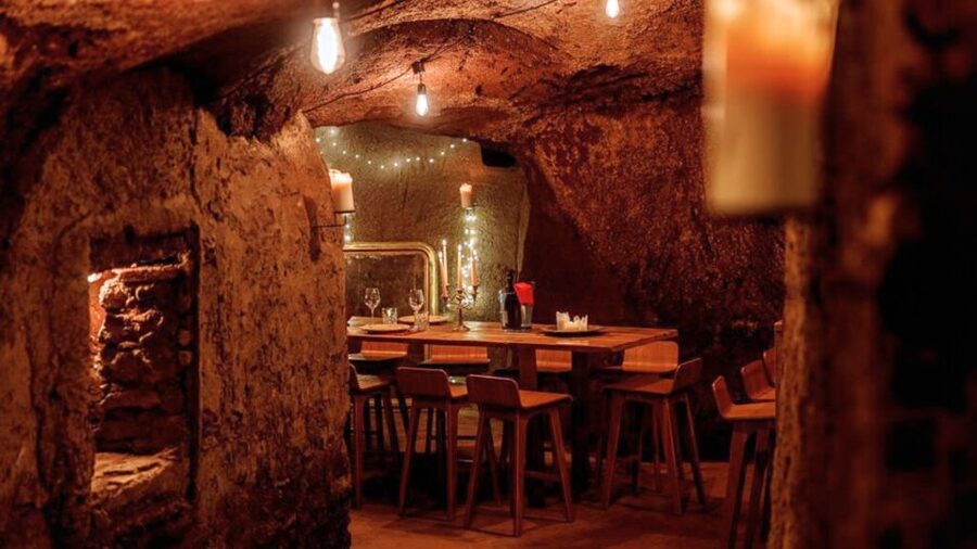 Rome: Candlelight Wine tasting in ancient roman Cave - Key points to know before booking