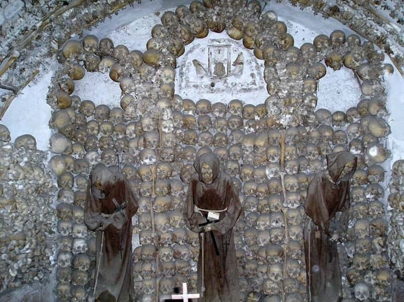 Rome: Capuchin Crypt & Museum Tour with Choral Concert - Gregorian chant before the museum