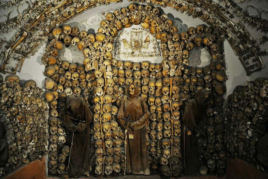 Rome: Capuchin Crypt to Pantheon Tour - The Capuchin Crypt: Rome’s most unsettling opening