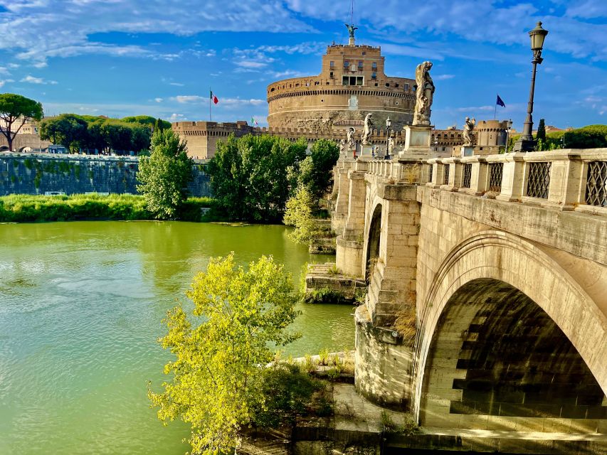 Rome: Castel Sant'Angelo and Hadrian's Tomb Guided VIP Tour - Why this fortress tells Rome’s story so well