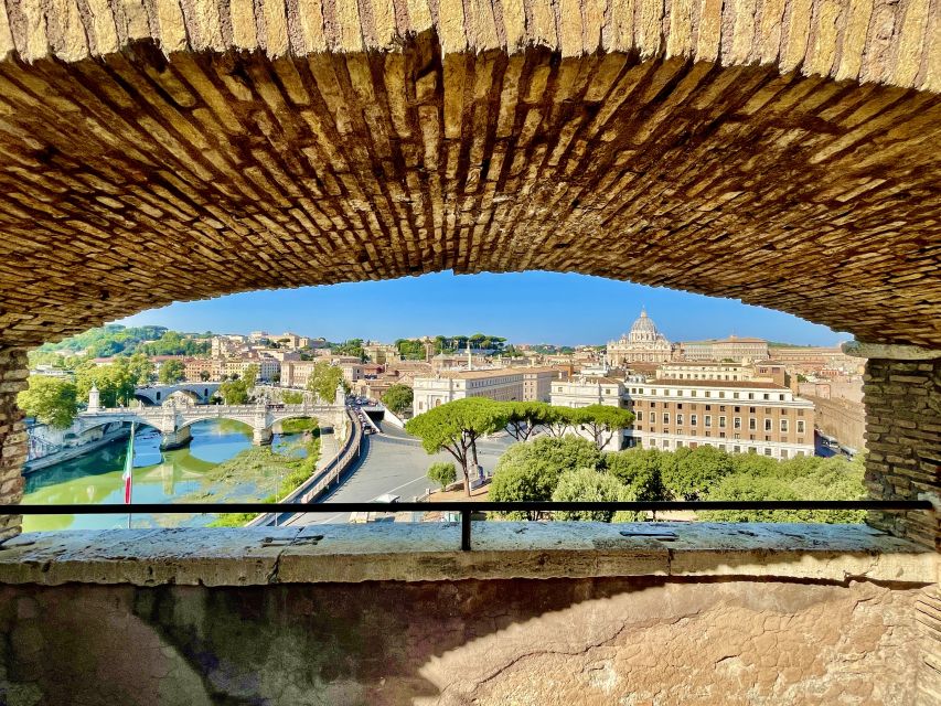Rome: Castel Sant'Angelo and Hadrian's Tomb Guided VIP Tour - Inside Hadrian’s original tomb