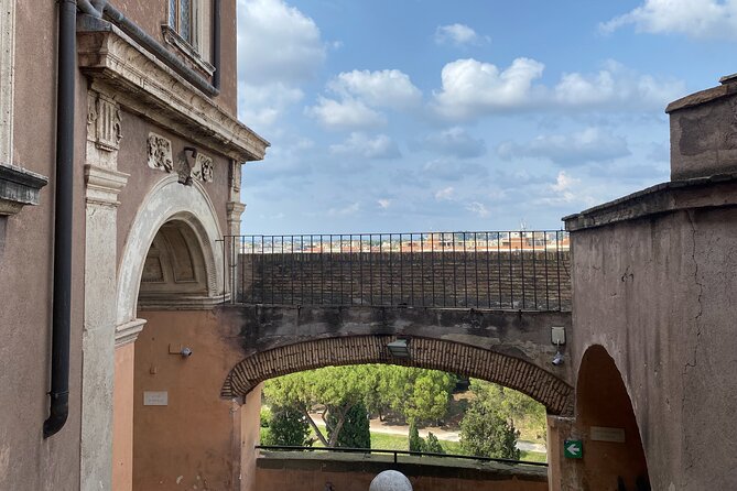 Rome: Castel Sant'Angelo Skip-the-Line Entry Ticket - The spiral ramp and Hadrian’s mausoleum