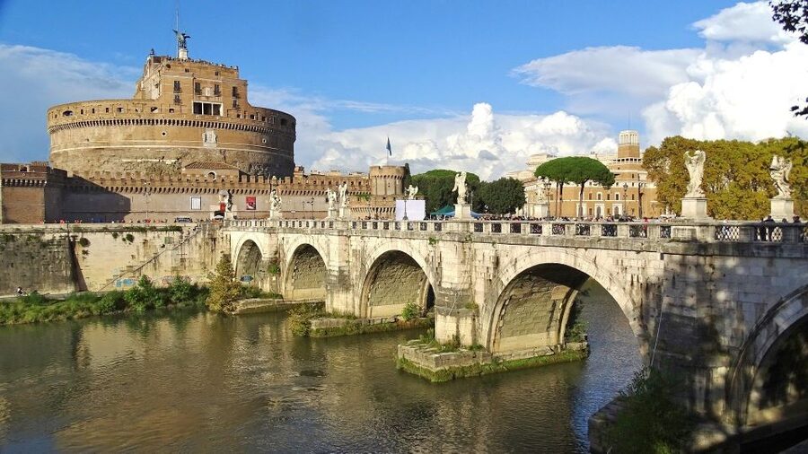 Rome: Castel Sant’Angelo Skip-the-Line Ticket & Audio Guide - Who will enjoy this visit most?
