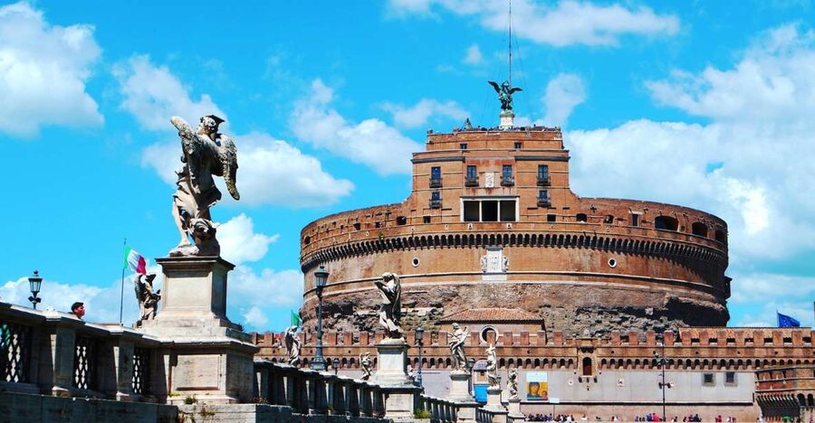 Rome: Castel Sant’ Angelo Ticket and Audio Guide - Getting through the entrance with the skip-the-line ticket
