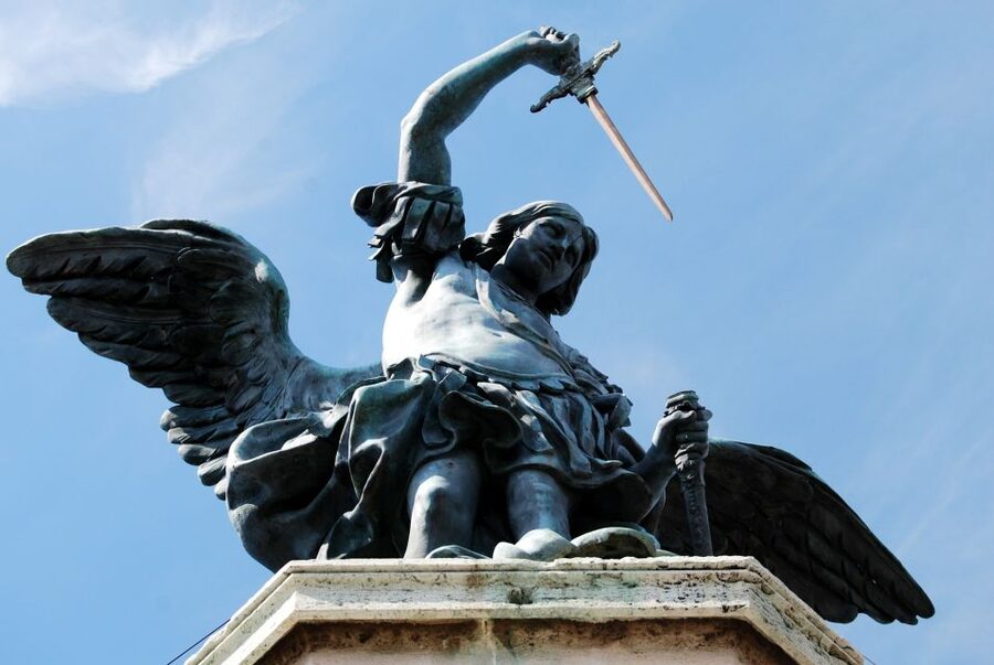 Rome: Castel Sant'Angelo Tour With Skip-the-line Access - What makes the guiding worthwhile