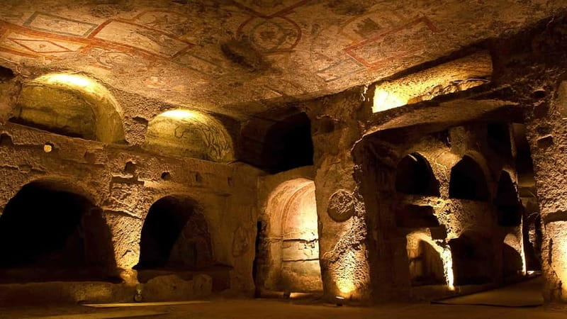 Rome: Catacombs and Basilicas with Holy Stairs Tour - Saint Mary Major and the early stop at Rome’s best-preserved church