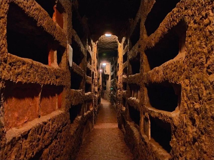 Rome Catacombs Underground Small Guided Tour with Transfer - Inside the 3rd-century cemetery
