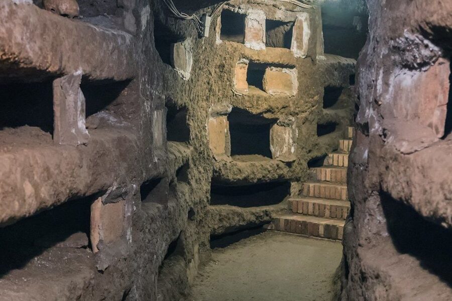 Rome: Catacombs Underground Tour, Ticket, and Transfer - Who should book this catacomb experience?