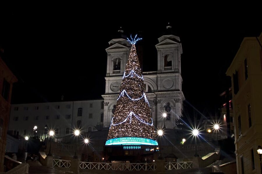 Rome: Christmas Lights Walking Tour - Via del Corso and the Central City Streets