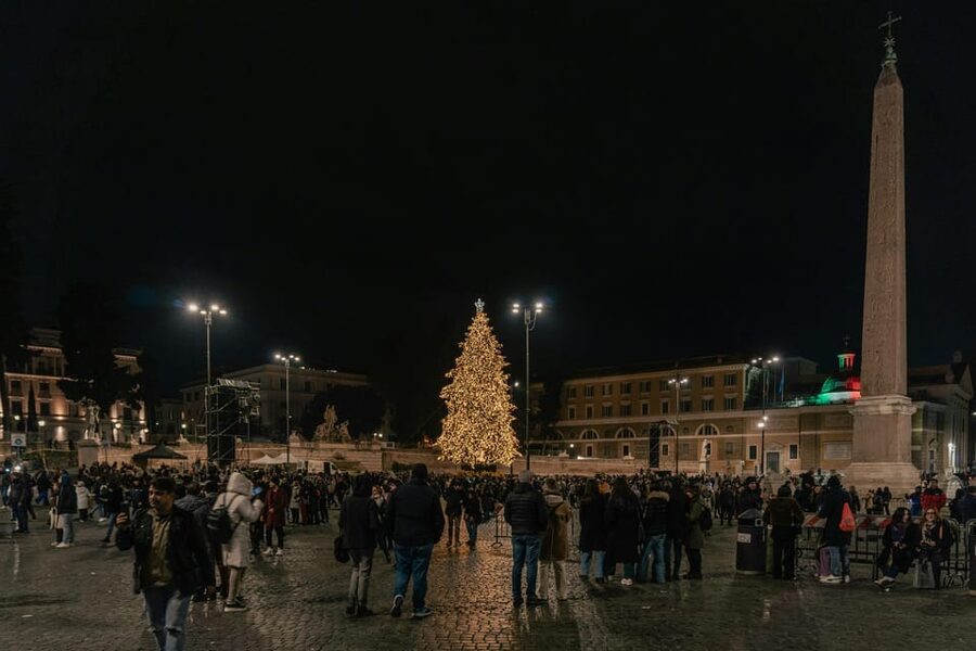 Rome: Christmas Lights Walking Tour - Finishing Beneath the Christmas Tree at St Peter’s Square