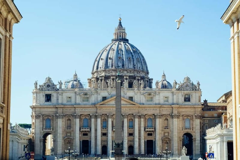 Rome: City Center Private Tour With Tuk-Tuk - Why a tuk-tuk works well in central Rome