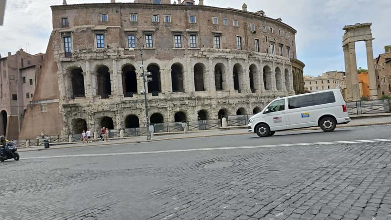 Rome: City Center Private Tour With Tuk-Tuk - The Pantheon and Trevi Fountain