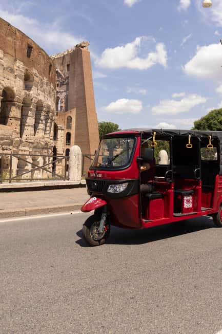 Rome: City Highlights E-Tuk Tuk Tour - Piazza Venezia and the Pantheon