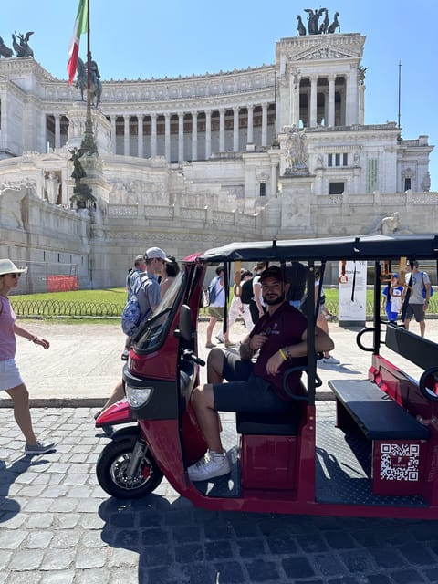 Rome: City Highlights E-Tuk Tuk Tour - Vatican City from the road