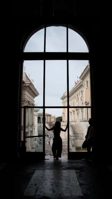 Rome: City Highlights Electric Bike Tour - The Colosseum without the long entry line