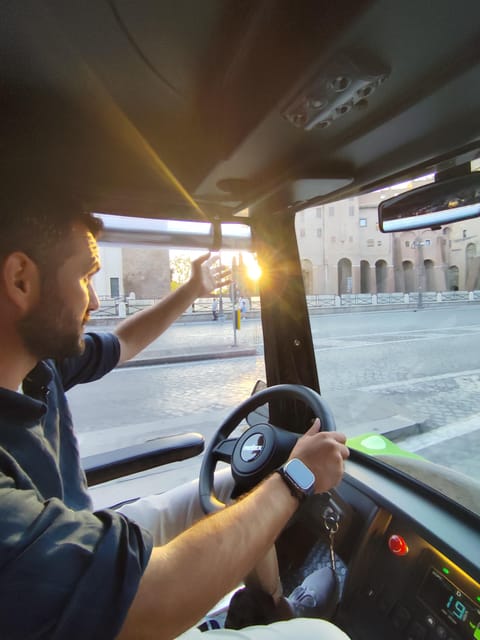Rome: City Highlights Golf Cart Tour with Aperitivo - Timing, comfort, and the practical trade-offs